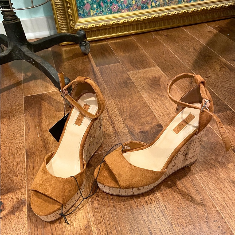 NEW Deep Tan Vegan Suede Wedge Heels 7 US